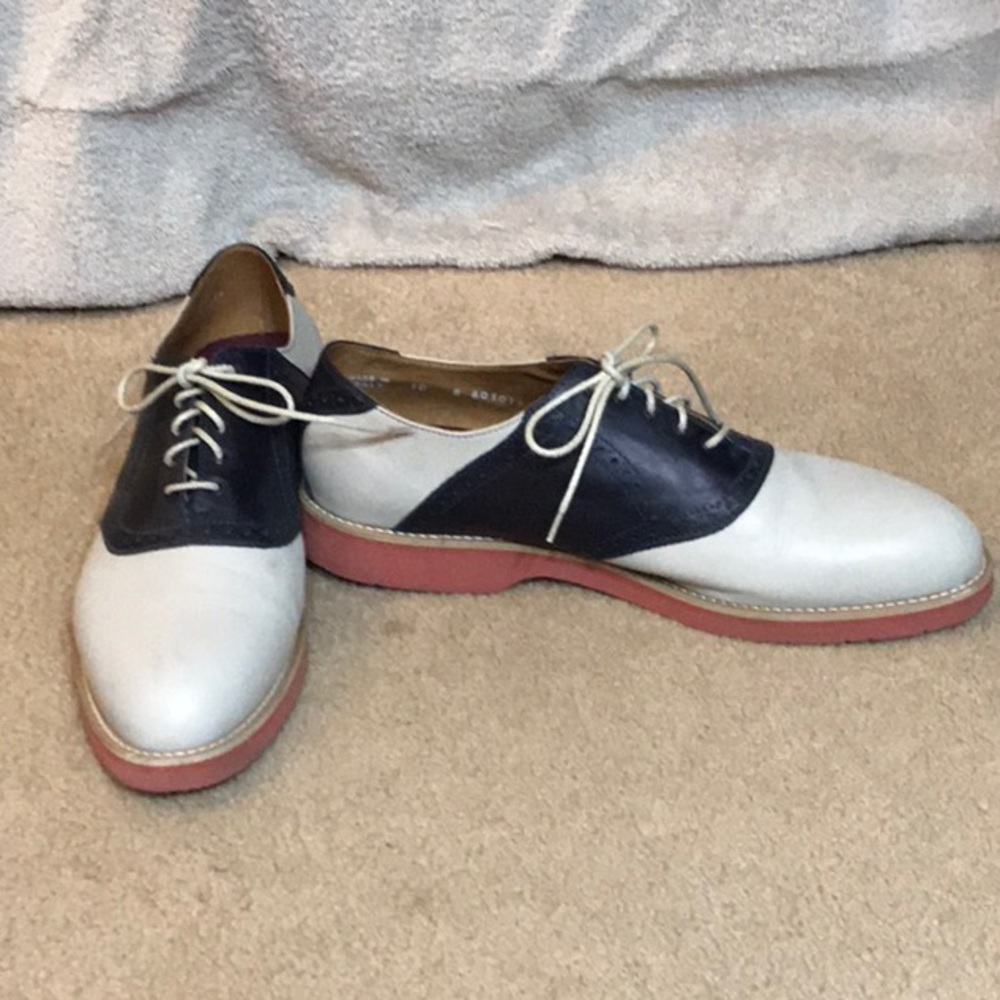 Bone and navy saddle oxfords, sz 10 B